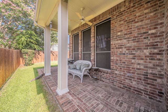 9129 Chardin Park Drive, Fort Worth, TX 76244
