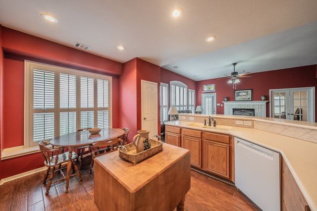 9129 Chardin Park Drive, Fort Worth, TX 76244