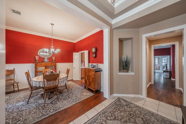 9129 Chardin Park Drive, Fort Worth, TX 76244