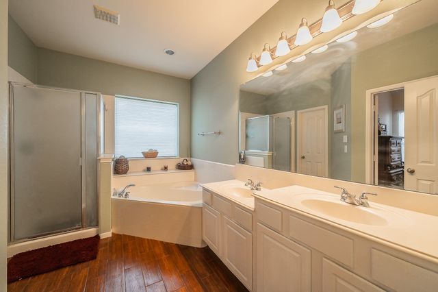9129 Chardin Park Drive, Fort Worth, TX 76244
