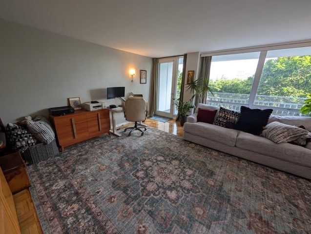 601 E 32 Street 503, Chicago, IL 60616