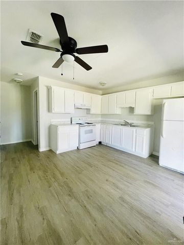 3304 N Palm Leaf Circle, Mission, TX 78574