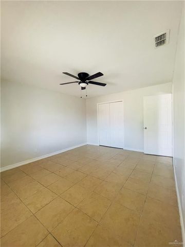3304 N Palm Leaf Circle, Mission, TX 78574