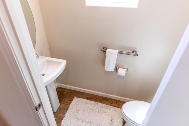 179 Sunset Drive S, Madera, CA 93636