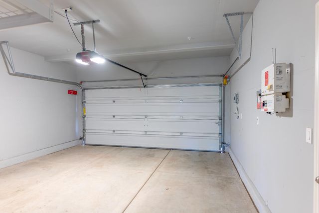 179 Sunset Drive S, Madera, CA 93636