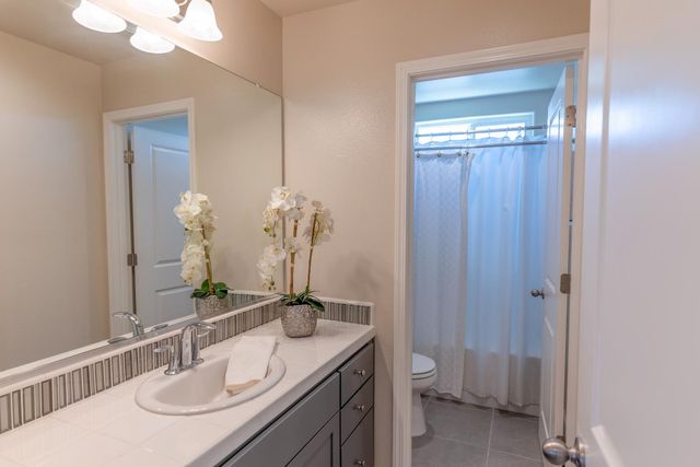 179 Sunset Drive S, Madera, CA 93636