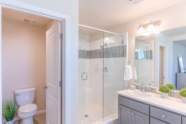 179 Sunset Drive S, Madera, CA 93636