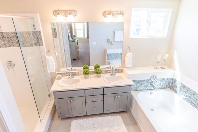 179 Sunset Drive S, Madera, CA 93636