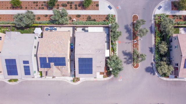 179 Sunset Drive S, Madera, CA 93636