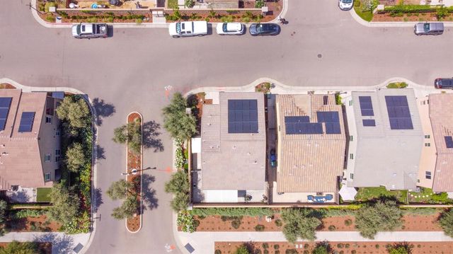 179 Sunset Drive S, Madera, CA 93636