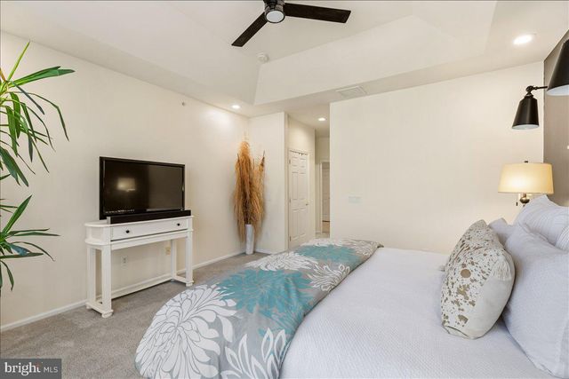 532 TIMBERLAKE DR, Ewing, NJ 08618