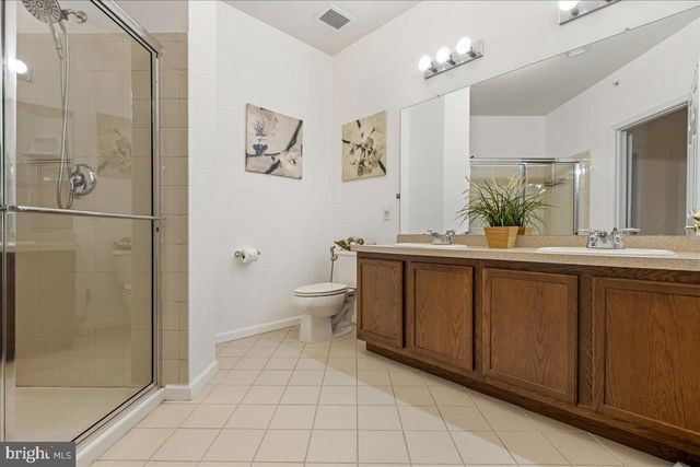 532 TIMBERLAKE DR, Ewing, NJ 08618