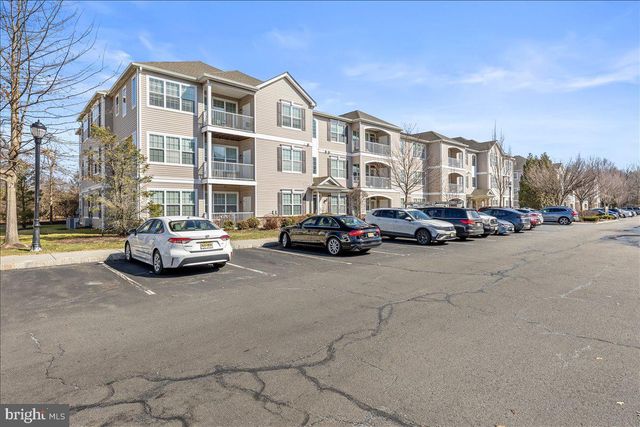 532 TIMBERLAKE DR, Ewing, NJ 08618