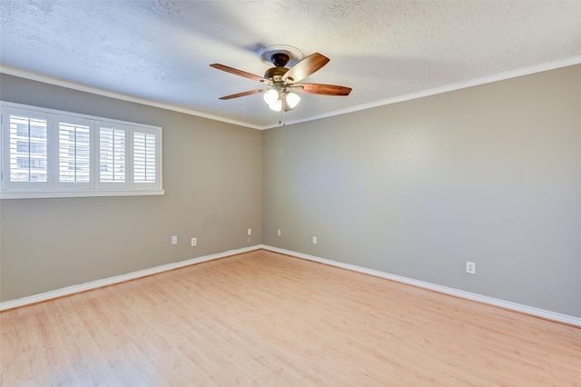 3224 Timmons Lane 166, Houston, TX 77027