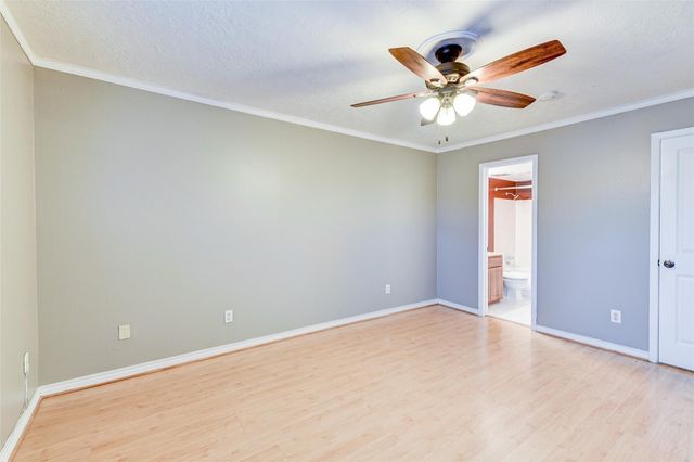 3224 Timmons Lane 166, Houston, TX 77027