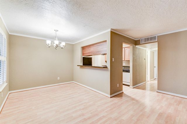 3224 Timmons Lane 166, Houston, TX 77027