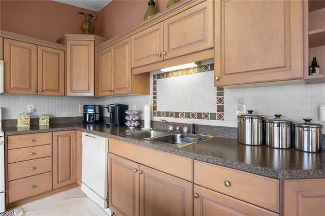1503 Cheriton LN, Suffolk, VA 23434