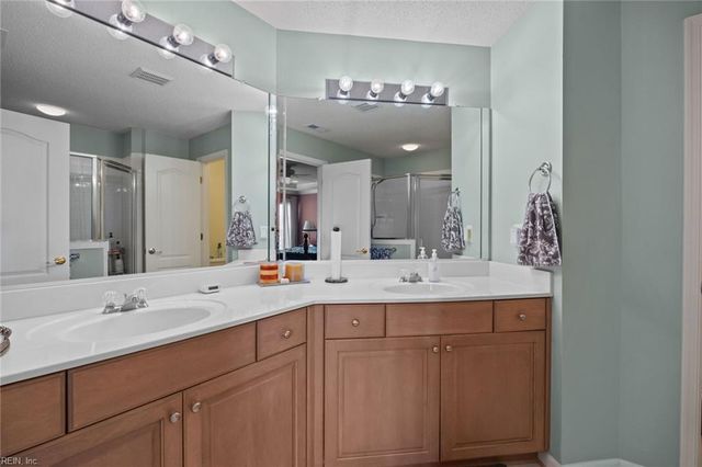 1503 Cheriton LN, Suffolk, VA 23434