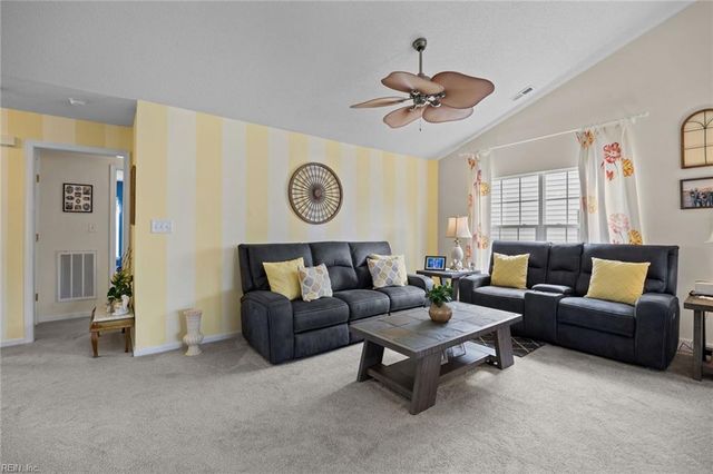 1503 Cheriton LN, Suffolk, VA 23434
