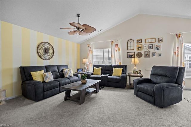 1503 Cheriton LN, Suffolk, VA 23434