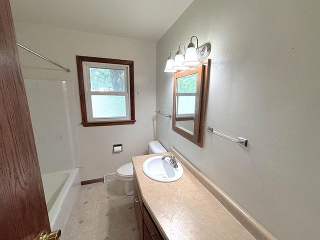 5794 Portage & 3949 Hoepker Road, Madison, WI 53718