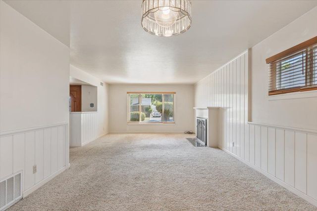 1045 Aidan Ave, Sacramento, CA 95822