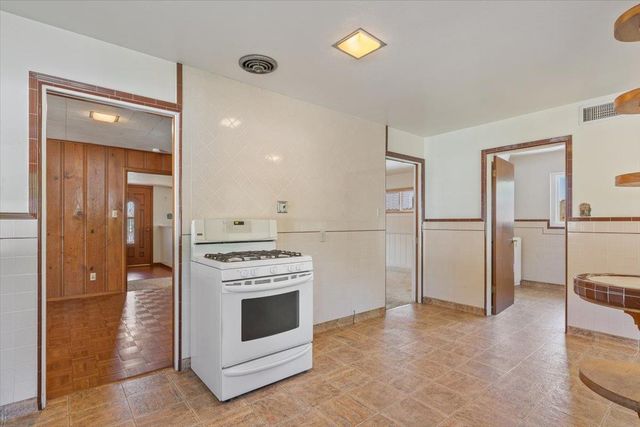 1045 Aidan Ave, Sacramento, CA 95822