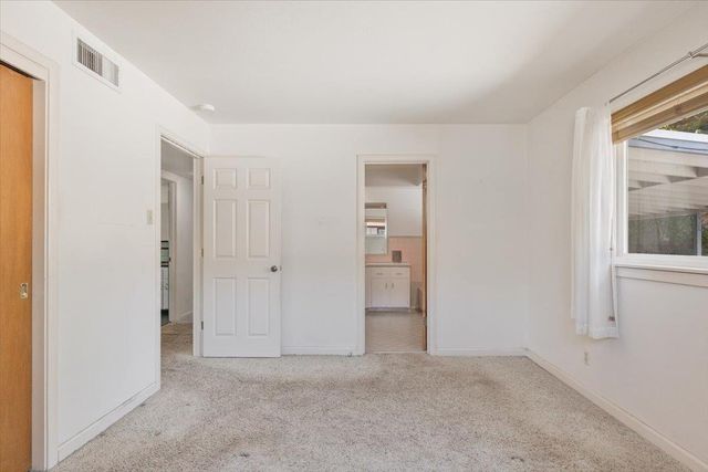 1045 Aidan Ave, Sacramento, CA 95822