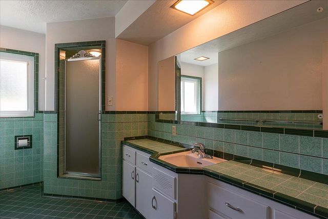 1045 Aidan Ave, Sacramento, CA 95822