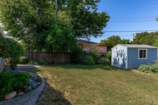 1045 Aidan Ave, Sacramento, CA 95822