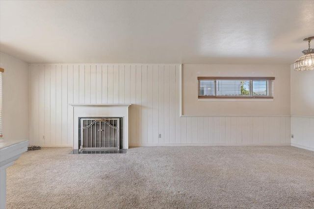 1045 Aidan Ave, Sacramento, CA 95822