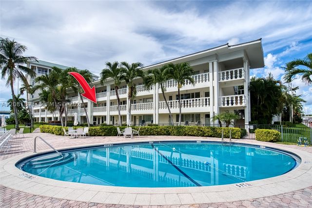 2895 NE 32nd St 205, Fort Lauderdale, FL 33306