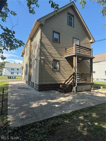 11824 Honeydale Avenue, Cleveland, OH 44120