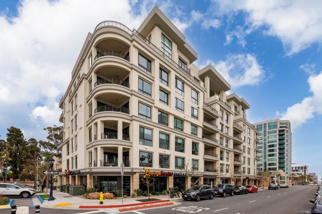 Image 35 of property listing at 2665 5th Ave 405, San Diego, CA 92103