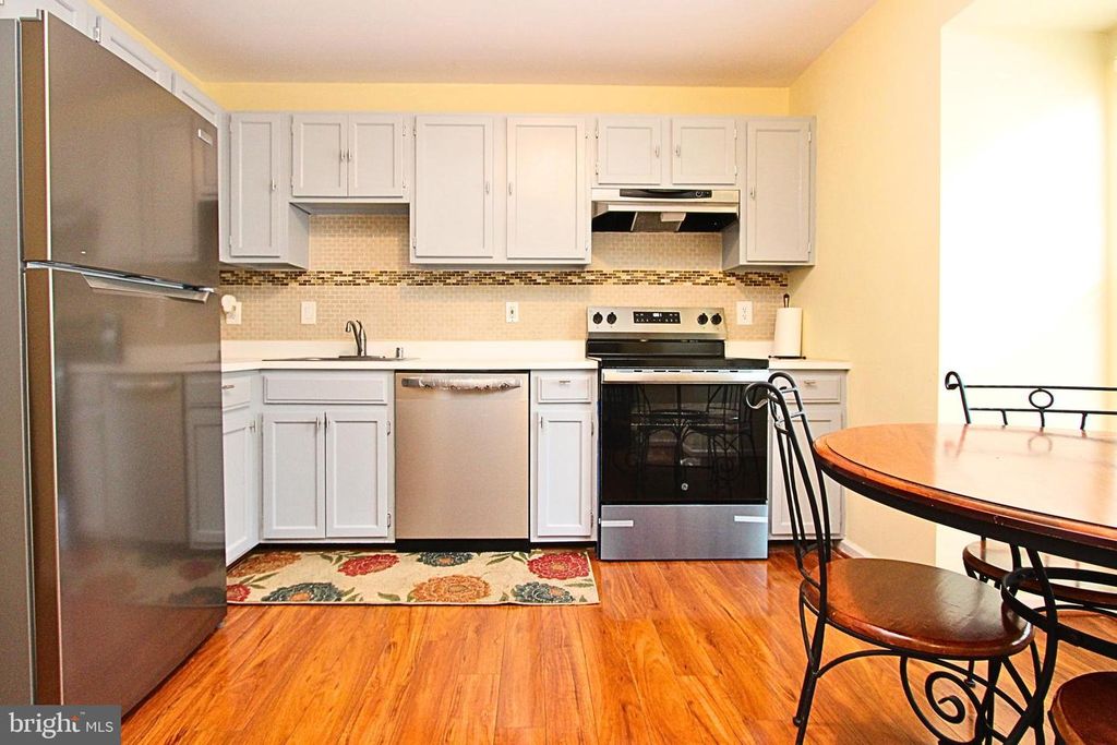 16278 TACONIC CIR, Dumfries, VA 22025