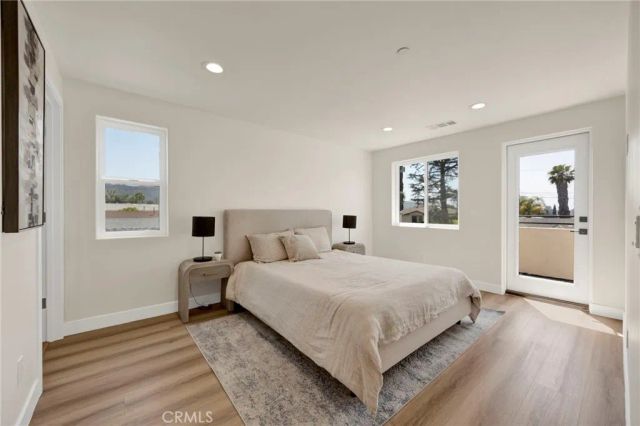 10830 Mather, Sunland, CA 91040