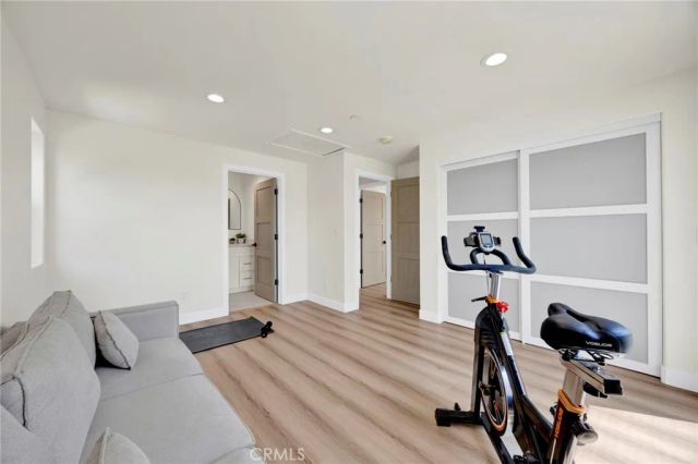 10830 Mather, Sunland, CA 91040