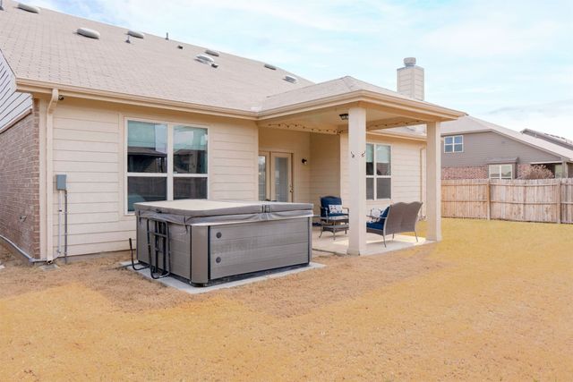 7901 Boat Wind Road, Fort Worth, TX 76179