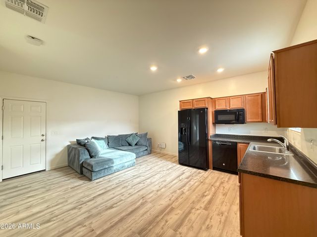 2372 E Dust Devil Drive, San Tan Valley, AZ 85143