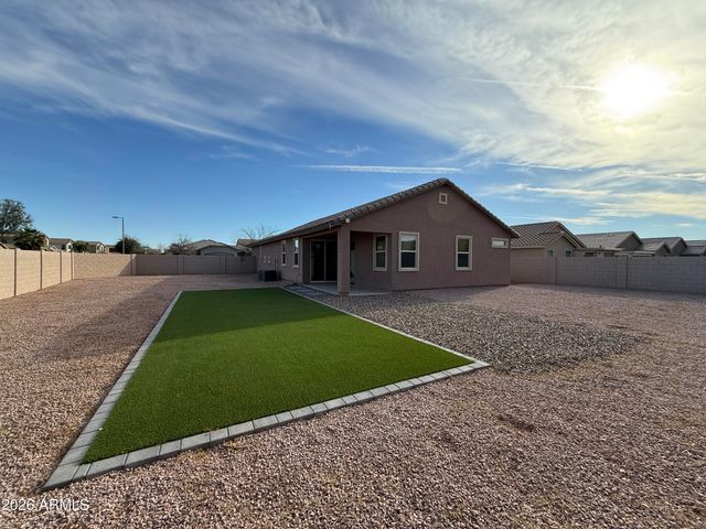 2372 E Dust Devil Drive, San Tan Valley, AZ 85143