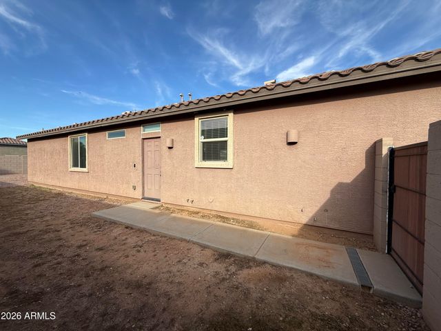 2372 E Dust Devil Drive, San Tan Valley, AZ 85143