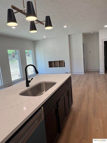 2206 Citta Circle, Bellevue, NE 68147