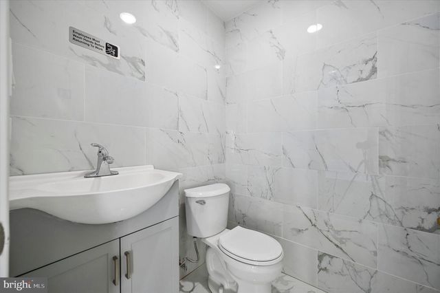 4229 GERMANTOWN AVE, Philadelphia, PA 19140