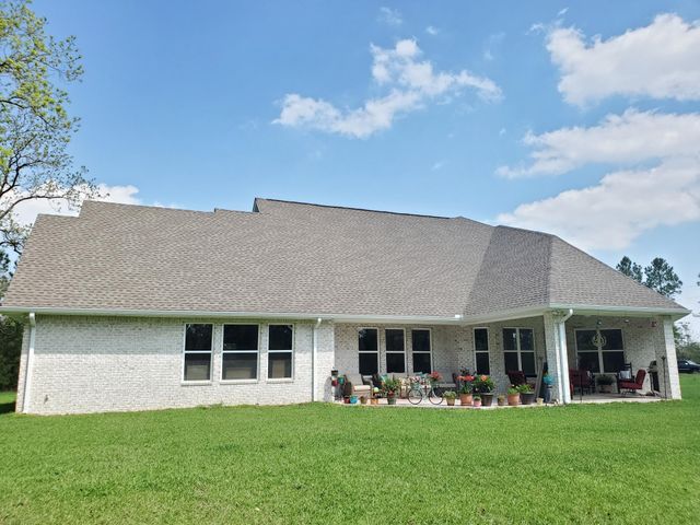 7220 Hart Road, Laurel Hill, FL 32567