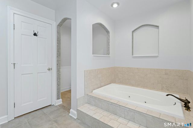 6 Morganti Court, Ridgefield, CT 06877