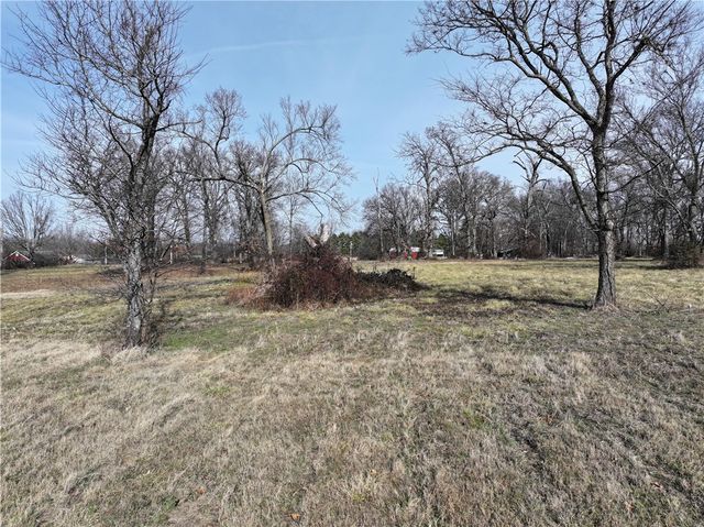 924 Hickman, Pea Ridge, AR 72751