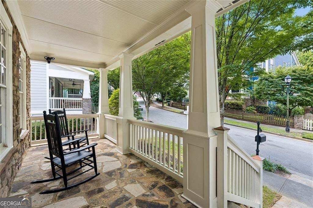 1634 Gilstrap Lane NW, Atlanta, GA 30318 — photo 2