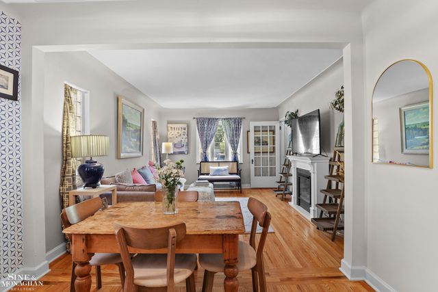 475 Touraine Road, Grosse Pointe Farms, MI 48236