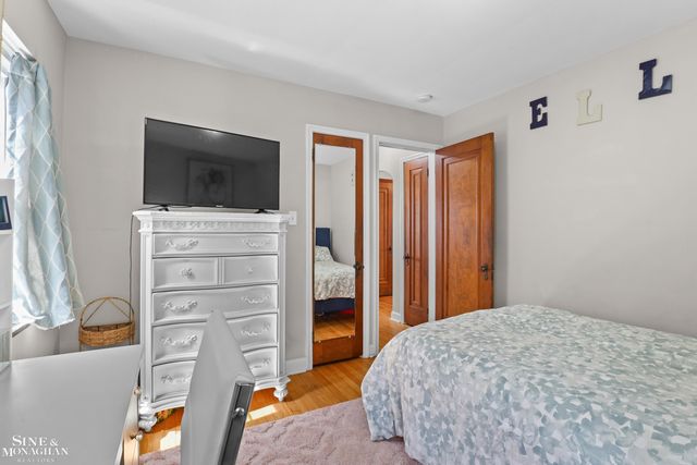 475 Touraine Road, Grosse Pointe Farms, MI 48236
