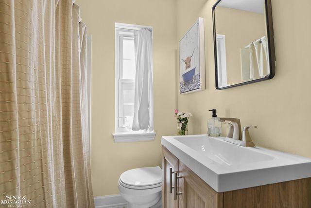 475 Touraine Road, Grosse Pointe Farms, MI 48236